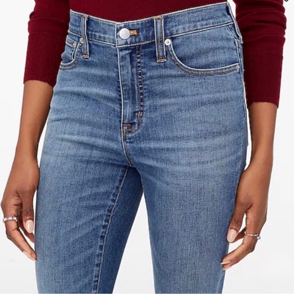 NWOT J. Crew 9” Mid-Rise Skinny Jeans - Picture 3 of 4